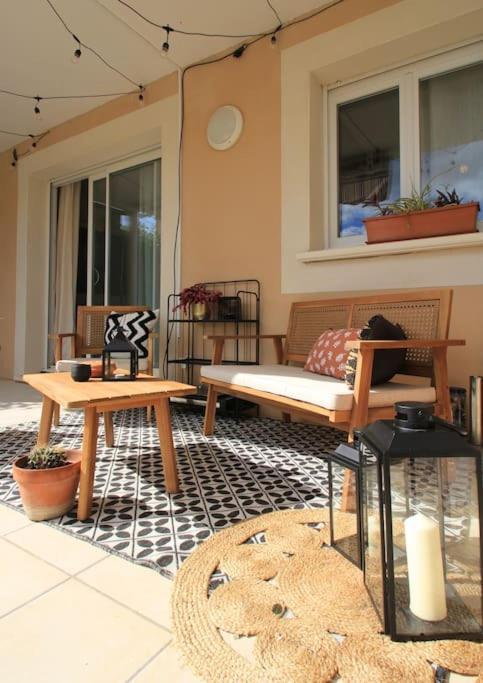 Cosy Appartement Entre Vignes Et Garrigue Avec Piscine Péret Exterior foto